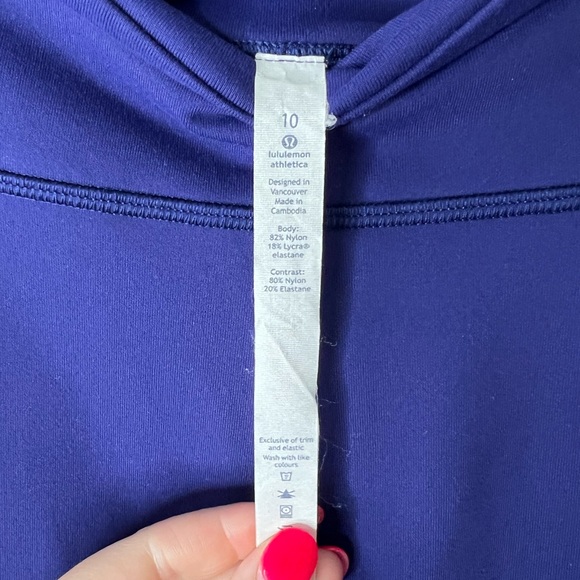 Never worn lululemon leggings - Picture 1 of 4